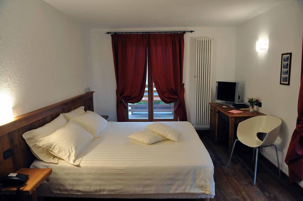 Ellex Hotel Gressoney-la-Trinité Chambre photo