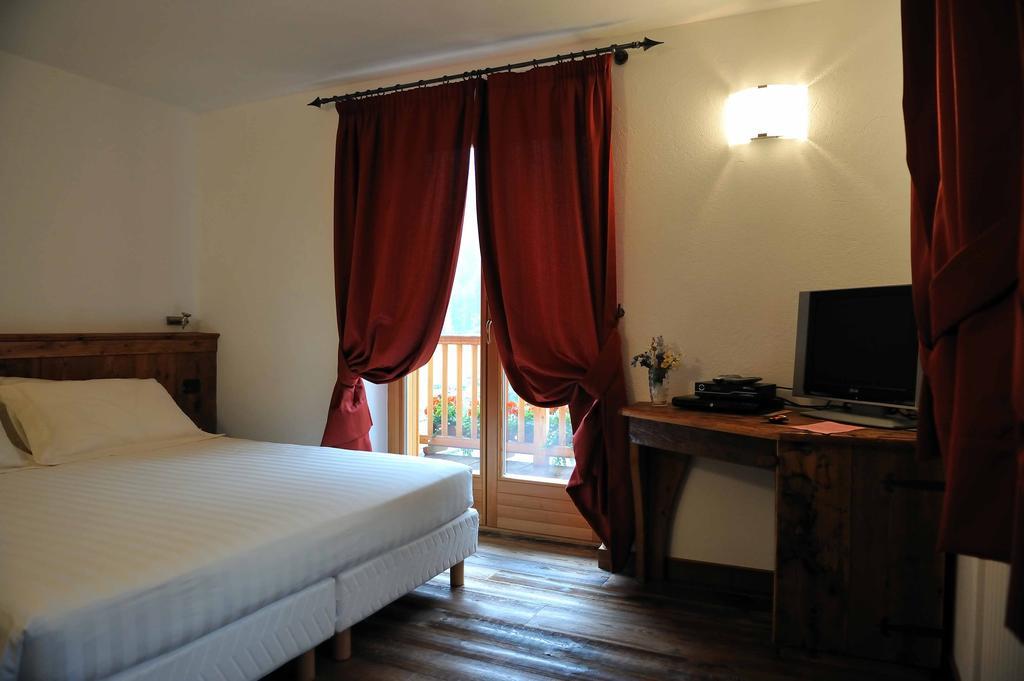 Ellex Hotel Gressoney-la-Trinité Chambre photo